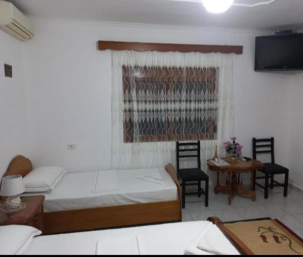 בראט Guest House Bumbli מראה חיצוני תמונה